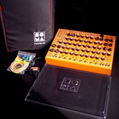 SOMA Pulsar-23 Orange Turret Version w/Extras - MINT! image 9