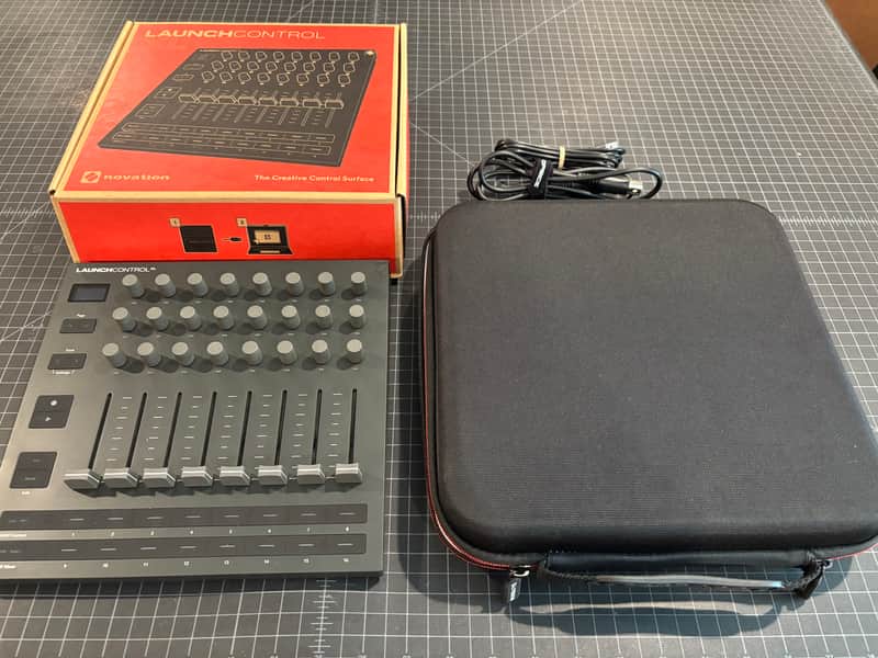 Novation Launch Control XL MK3 - MINT - w/ LTGEM Hard Case & Box image 1
