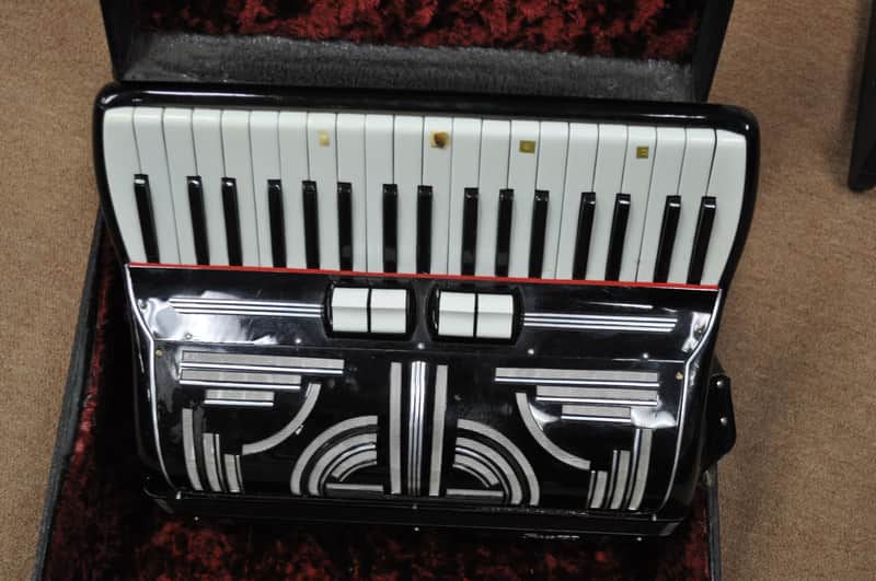 Vintage Recanati V. Soprani Di Silvio. 80 Bass Accordion. | Reverb