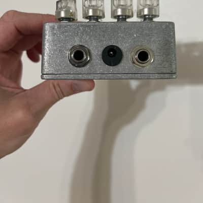 Abominable Electronics Hellstache 2000s - Green alternate art image 3
