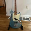 Fender Mustang Bass