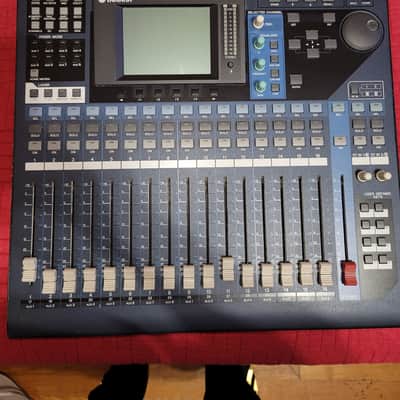 Yamaha 01V96 Digital Mixing Console image 1