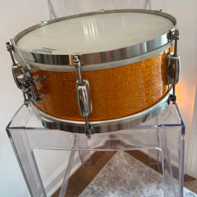 Slingerland 6-lug student snare with 3-point strainer and nickel hardware Late 1950s - Gold sparkle image 1