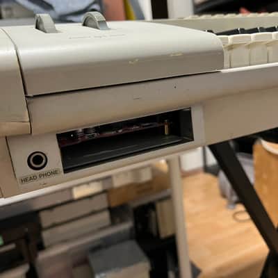 Akai S1000KB Digital Sampler with SCSI2SD image 10