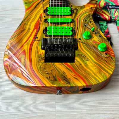 Ibanez UV77-MC Steve Vai Signature Universe 1991 - Multi-Color image 4
