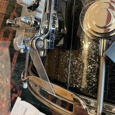 DW Collector’s Series SSC Maple Gun Metal Sparkle 6.5x14 Snare Drum image 8