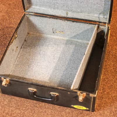 Vintage Ludwig 1960's Suitcase Style Snare Case image 6