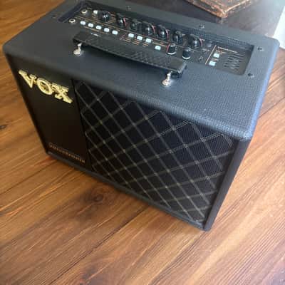 Vox VT20X 20-Watt 1x8" Digital Modeling Guitar Combo 2015 - Present - Black image 2
