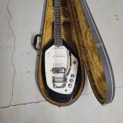 1967 Vox Phantom XII 12 String Black Original Case & Candy image 16