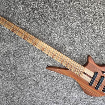 HELMS BASS GUITAR CO LJ-1 5 string multi scale headless image 3