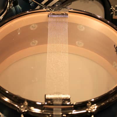 Slingerland Radio King 4-pcs Blue/Silver Lacquer Drum Set (20-12-14-14) - New! image 13
