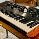 Korg Prologue 16 Polyphonic 61-Key 16-Voice Analog Synthesizer 2018 - Present - Black/Wood