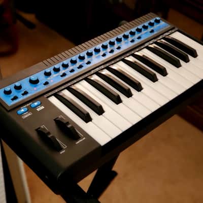 MUST SEE!!! NOVATION BASS-STATION FULLY INSPECTED SERVICED AND IN AMAZING CONDITION!