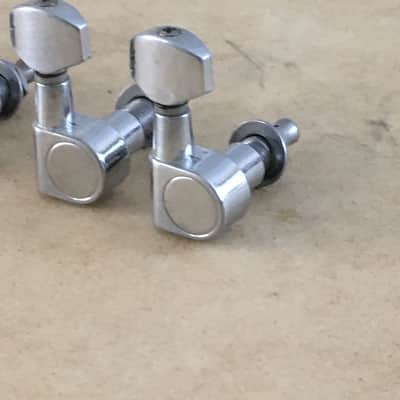 Vintage Genuine Fender Squier 2 Pin Mount Guitar Tuners Light Relic Drilled Post image 2