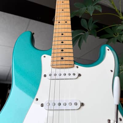 Fender 40th Anniversary American Standard Stratocaster with Maple Fretboard 1994 - Caribbean Mist image 7