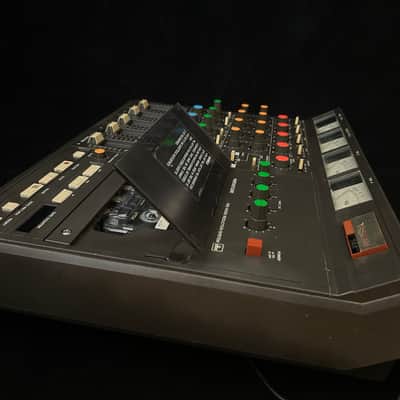 TASCAM 244. Read image 6