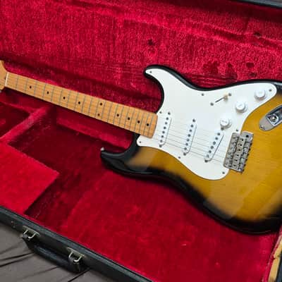 Fender Japan ST54-70 Stratocaster 2-Tone Sunburst (1989-1990 J-Serial) MIJ Fujigen image 1