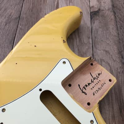 Immagine FRANCHIN Mercury guitar body Relic Aged Vintage White 100% Nitro Lacquer Cracks SSS Red Alder Stratocaster-Strat-S-Style Made in Italy - Stock piece #23080626 - 8
