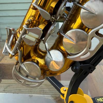 1964 King Zephyr Alto Saxophone – USA – Serviced & Play-Tested – Video image 6