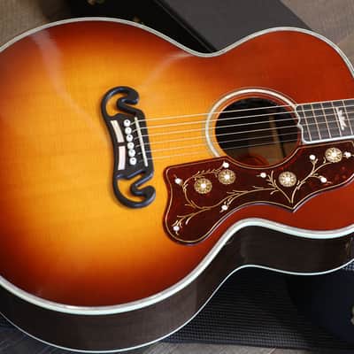 2018 Gibson Custom Shop SJ-200 Regal Jumbo Acoustic Guitar Sunburst + COA OHSC image 3