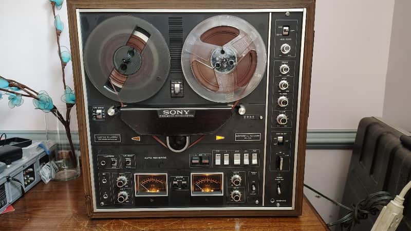 Sony TC730 reel to reel in excellent condition, serviced - 1970's image 1