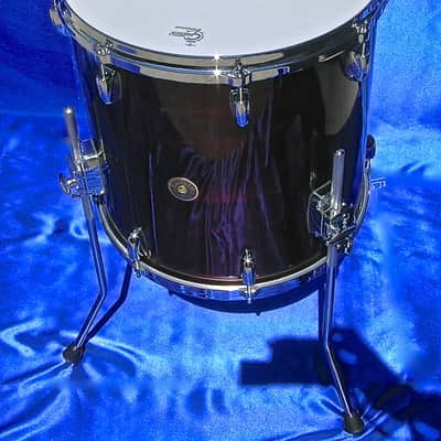 Gretsch USA Custom Drum Set 2025 - Walnut Gloss - Beautiful image 14