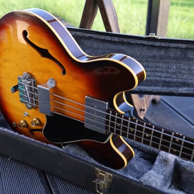Gibson EB-2 1966 - Sunburst image 11