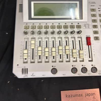 KORG D12 Digital Recording Studio 12 Track Multitrack Recorder Tested image 8