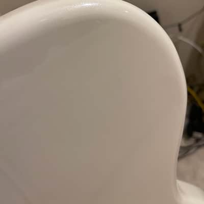Fender MIJ Traditional '60s Jaguar 2025 Collection 2025 - White Pearl image 25