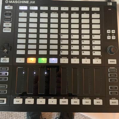 Native Instruments MASCHINE JAM Production & Sequencing Controller image 11