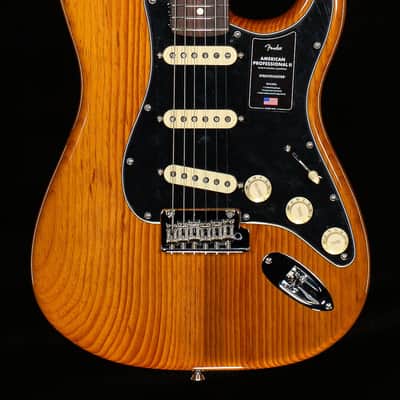 Fender American Professional II Stratocaster Roasted Pine Rosewood Fingerboard (251) image 2