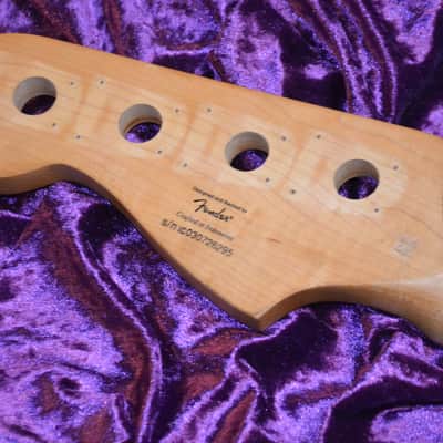Immagine Fender / Squier Precision Bass Neck 2003 * has a nice maple neck with a fingerboard made from a thick slab of rosewood * a top quality and very rare bass neck * - 11