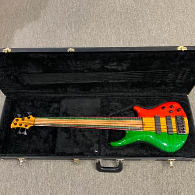 Roscoe 6-String Fretless "Jon Jon" Signature Rasta Bass image 15