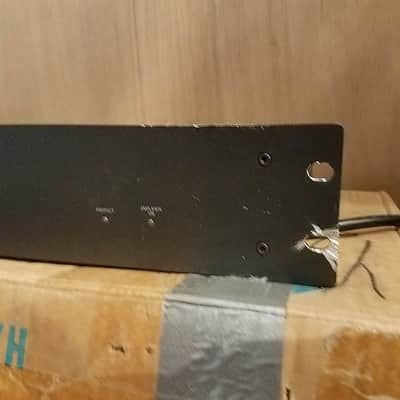 Carver Power Amp Used with box image 16