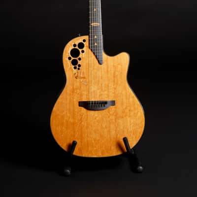 Ovation 2007 Collectors Edition, no.380 imagen 1