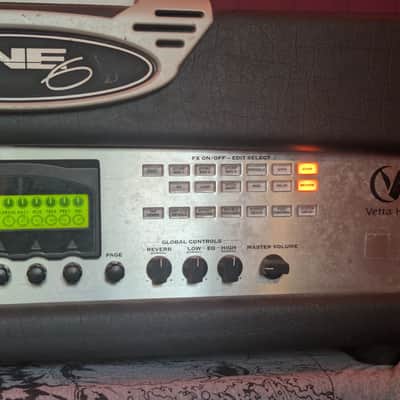 Line 6 Vetta I HD 200 Watt Modelling Amp with FBV Longboard Footboard image 3