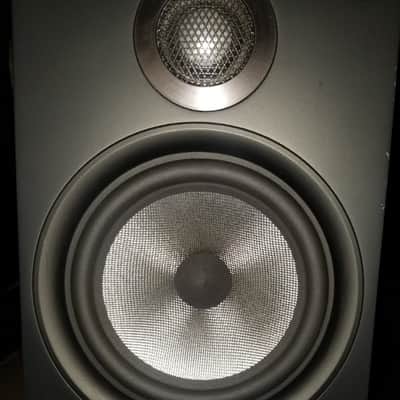 Bowers & Wilkins 606 s2 speakers image 3