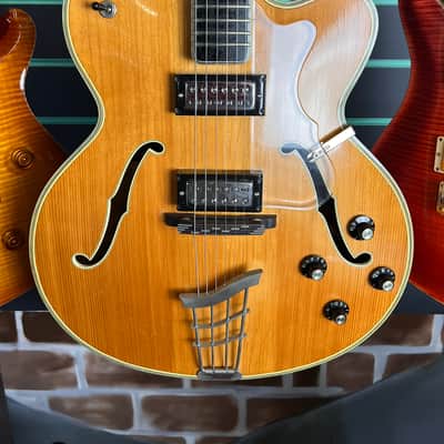 Hofner Committee Gloss Natural 1960 Modified Hollow Body Electric Guitar image 4