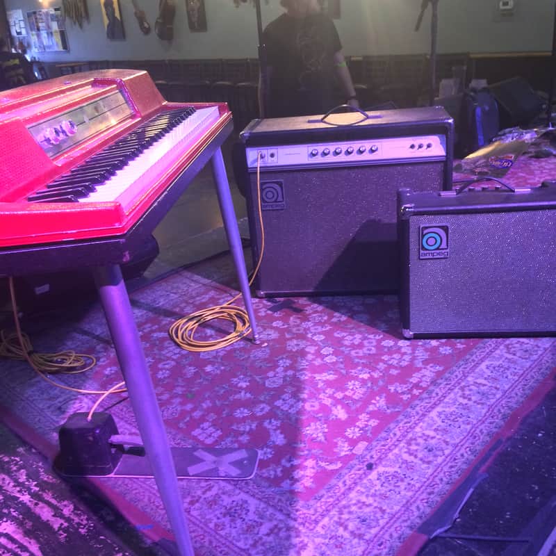 Wurlitzer 200 ? "Red" image 1