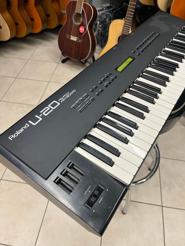 Roland U-20 61-Key RS-PCM Synthesizer 1989 - 1992 - Black | Reverb