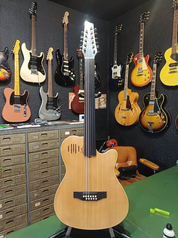 Godin A11 Glissentar 11-String Fretless with Electronics