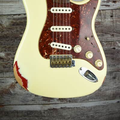 1962 Fender Stratocaster Custom Shop Vintage White over Dakota Red image 2