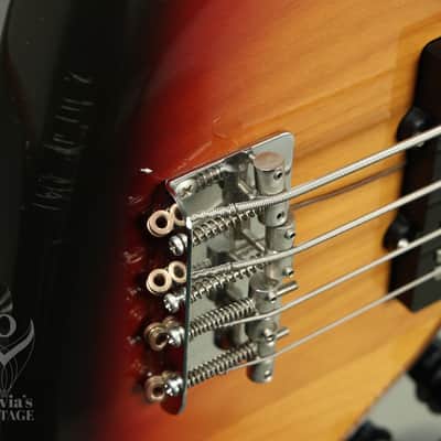 1992 Fender MIJ '62 Reissue Jazz Bass Sunburst image 15