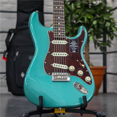 FENDER American Professional Classic Stratocaster Faded Sherwood Green Metallic image 1