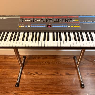 Roland Juno-106 61-Key Programmable Polyphonic Synthesizer 1984 - 1985 - Black