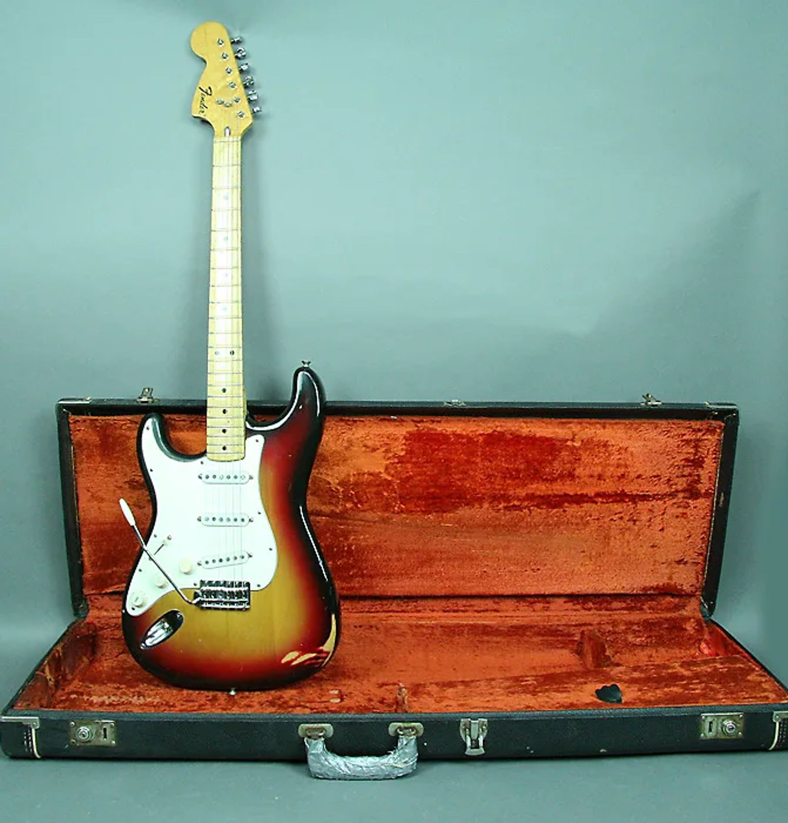 Fender Stratocaster Left-Handed (1971 - 1977) | Reverb