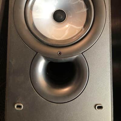 KEF Q35 Floor Tower Speakers image 4