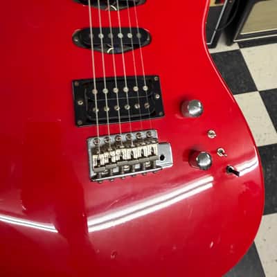 Squier MIJ Contemporary Stratocaster HSS 1986 - 1988 - Torino Red image 17