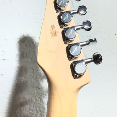 Tom Anderson Guitarworks The Classic image 10