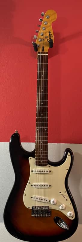 Squier Stratocaster  1995 - Sunburst-Made in Korea image 1